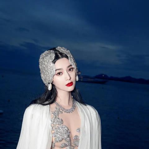 咸鱼之王神杯右前卫第七关BOSS攻略