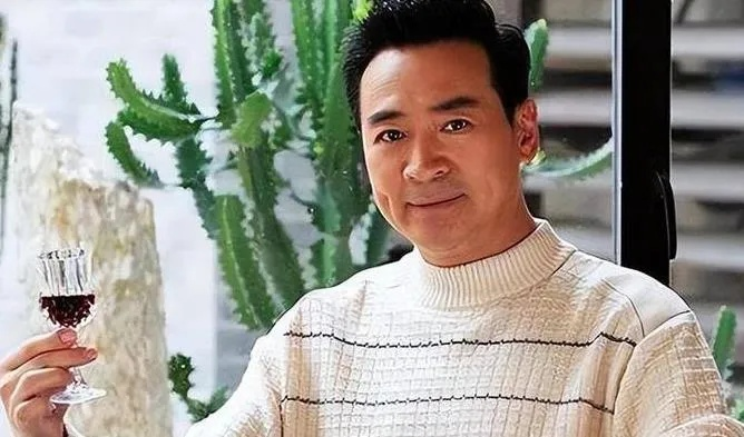 寇振海揭秘:年龄差婚姻的幸福秘诀! 寇振海揭秘:年龄差婚姻的幸福秘诀!