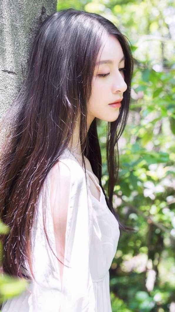 《巨乳少女囧图背后的纯爱烦恼揭秘》 《巨乳少女囧图背后的纯爱烦恼揭秘》