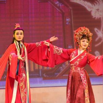 《四海兄弟故乡线上模式揭秘：独家玩法亮点抢先看》