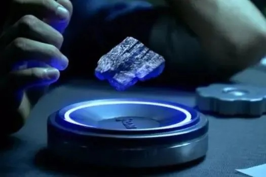 游戏玩家必看，教授刚曝光的铝离子电池黑科技，为何能颠覆你手中的设备？